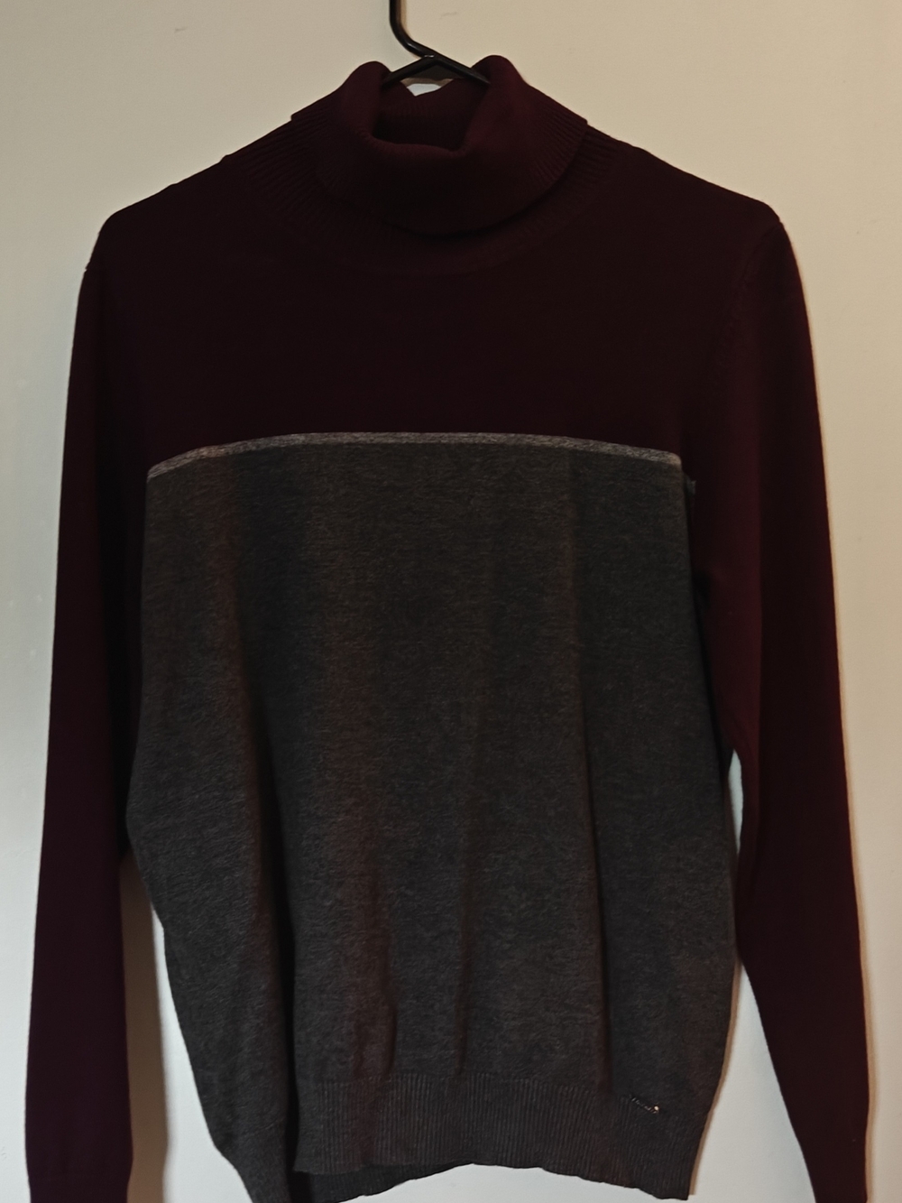 Calvin Klein Two-Tone Turtleneck Sweater - Burgundy and Charcoal